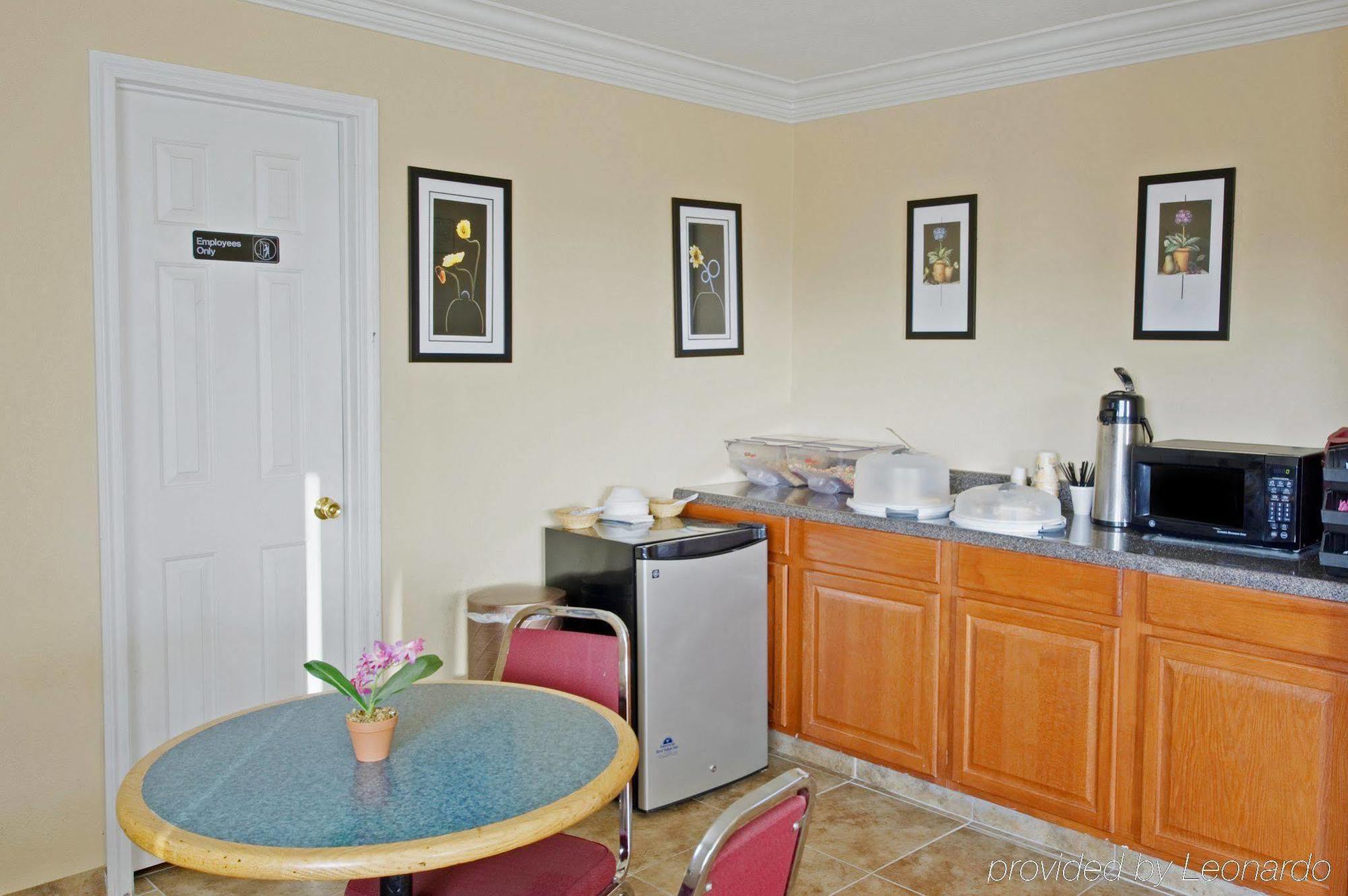 Americas Best Value Inn Gainesville Tx Restaurace fotografie